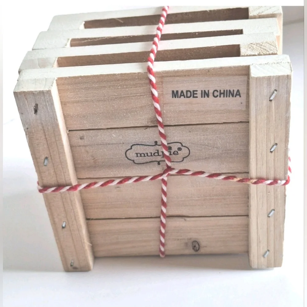 Mudpie 4pc White Wooden Christmas Pallet Coasters Its 5 Oclock At The North Pole
